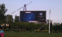 j9国际集团与某知名传媒商达成多个LED广告屏项目