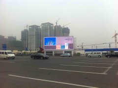 都市大门的入口，不一样的传媒呈现